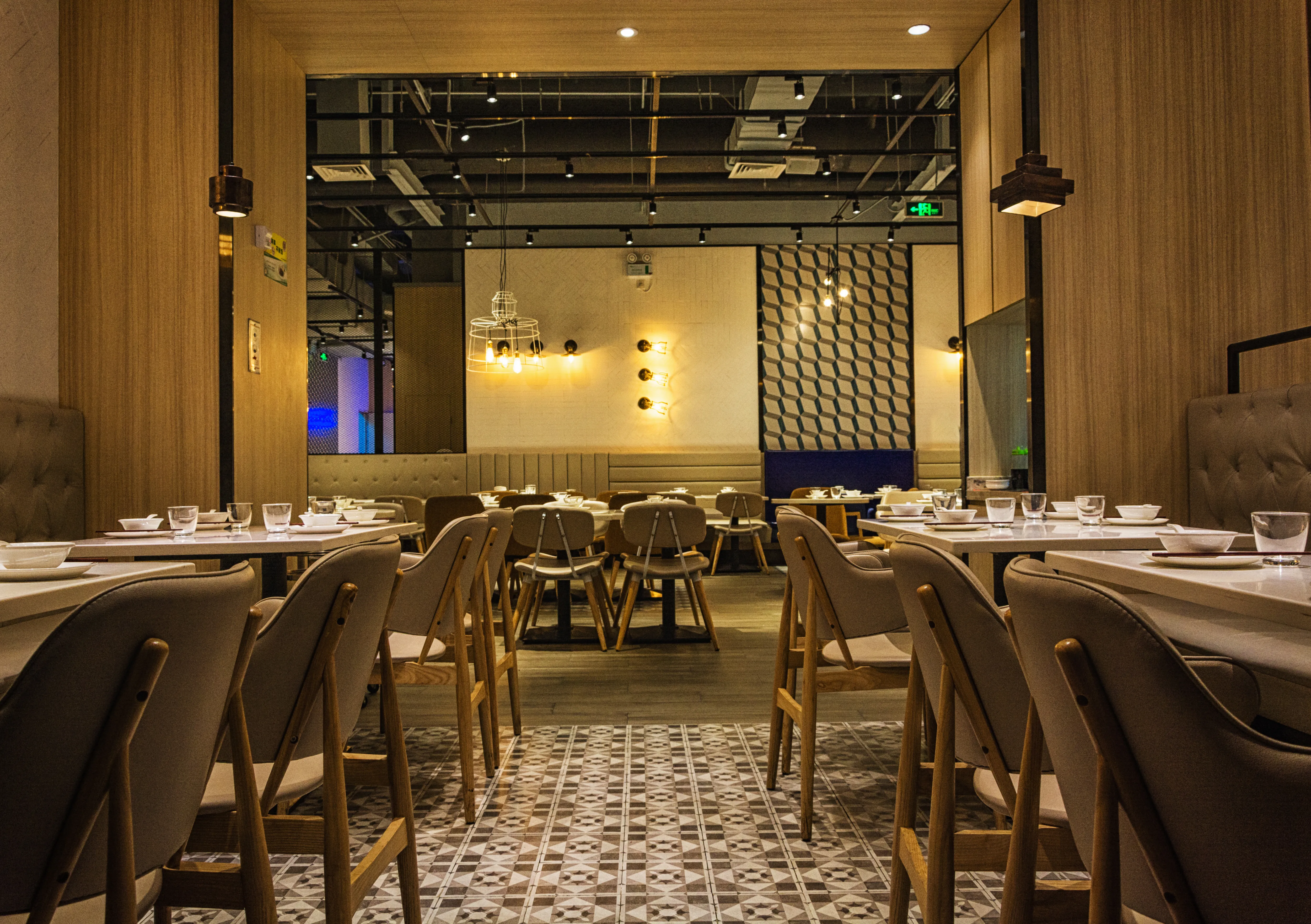 Cafe & Restaurant